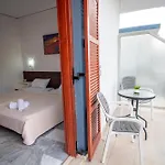 Harrys Bar & 4* Acharavi (Corfu)