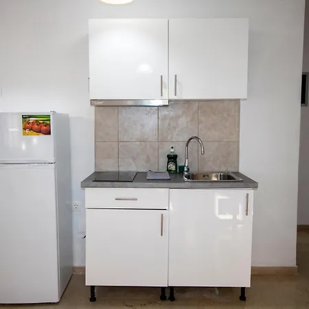 Apart-hotel Harrys Bar &