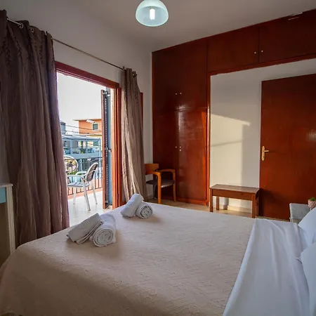 Apart-hotel Harrys Bar & Acharavi (Corfu)